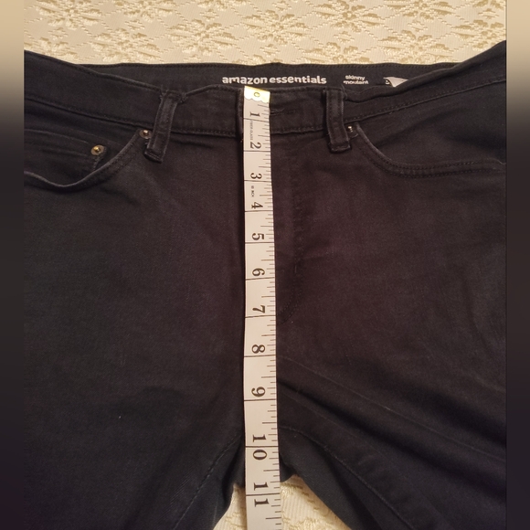 Amazon Essentials skinny black jeans - Picture 5 of 8
